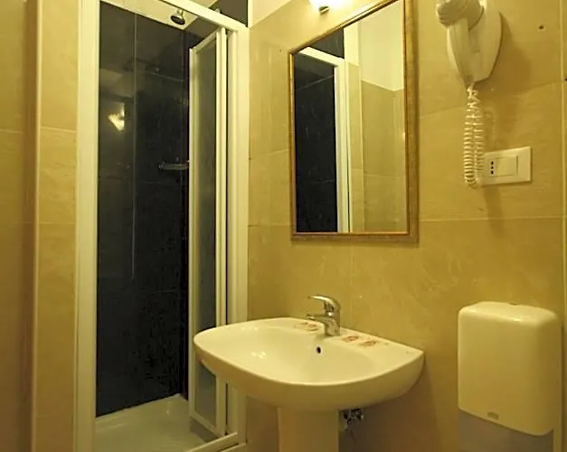 Cherubini Otel Roma