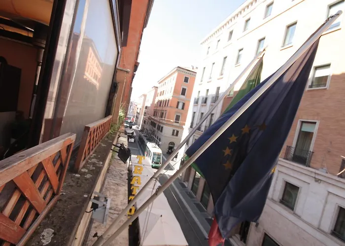 Cherubini Otel 2*