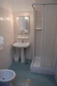 Cherubini Otel 2*